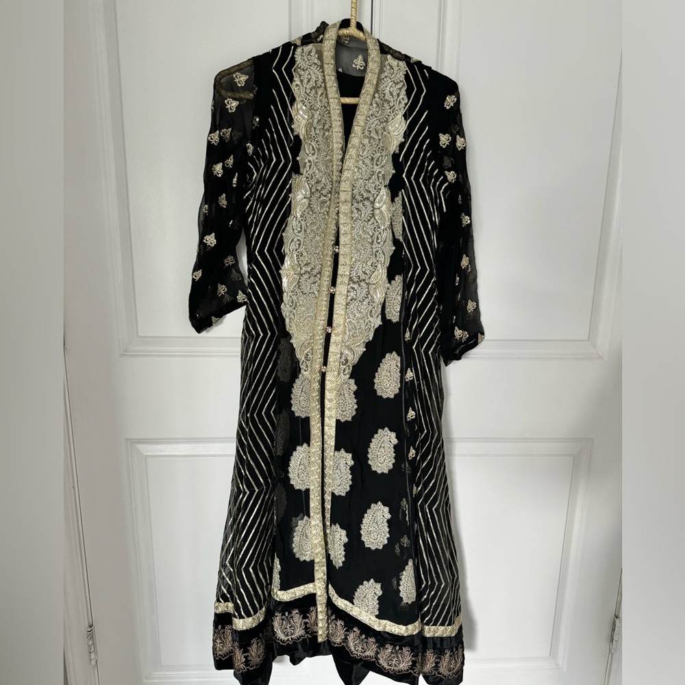 Pakistani Wedding Suit